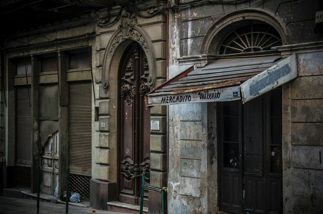 vintage theater uruguay